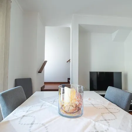 Steps To 4beds -ac Self Check-in 2024 Reno 펜션 나자레